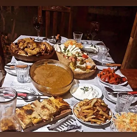 Hyrmet Demushi Bed & Breakfast