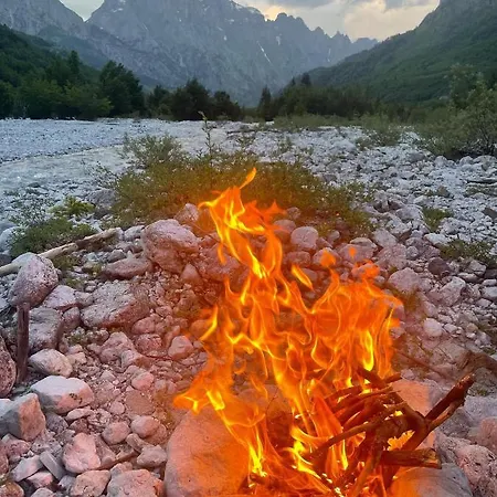 Oda ve Kahvaltı Hyrmet Demushi