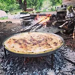 فندق مبيت وإفطار Hyrmet Demushi 3*