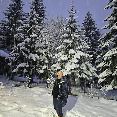 Hyrmet Demushi Nocleg ze śniadaniem